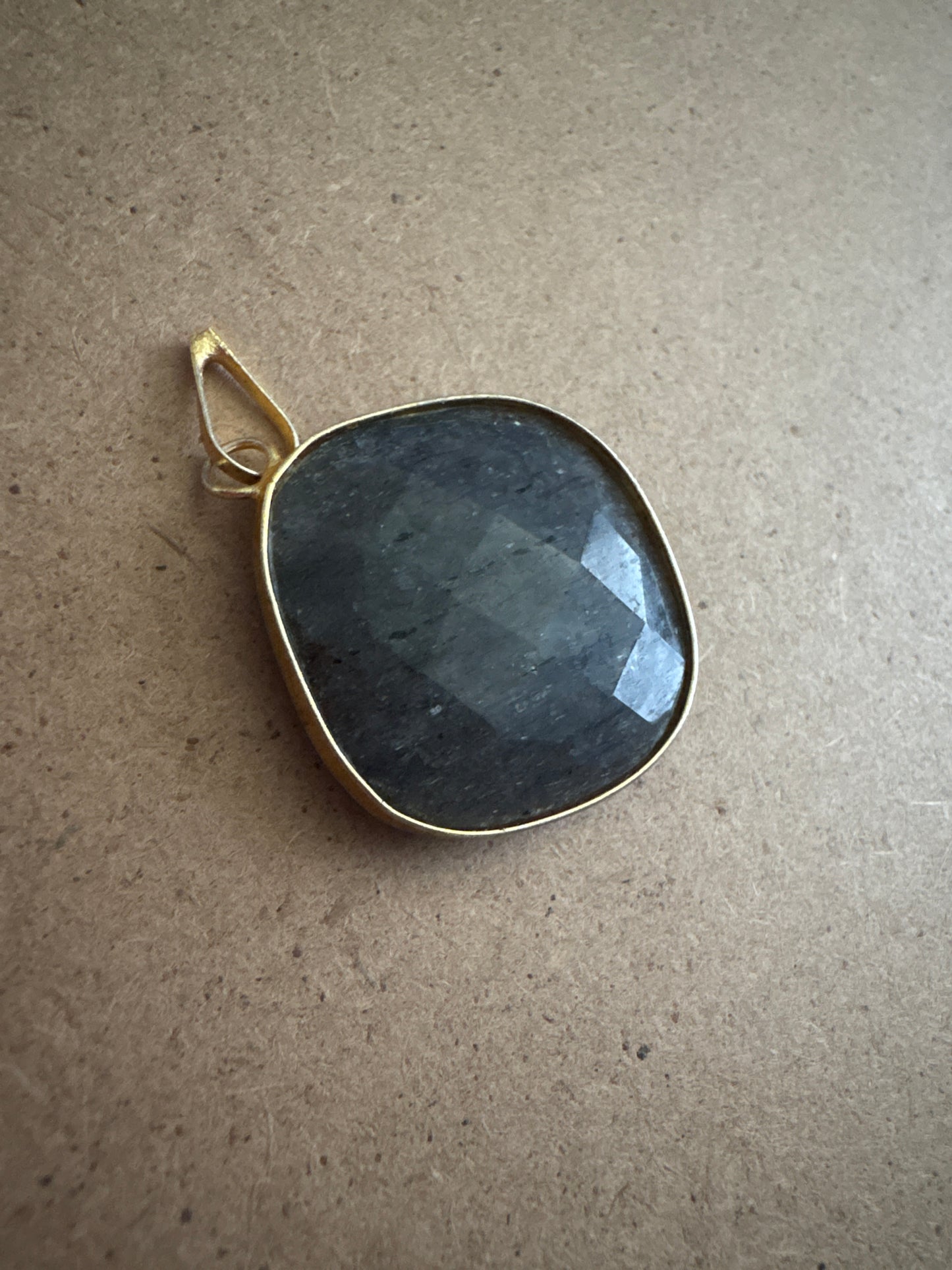 Labradorite gold pendant